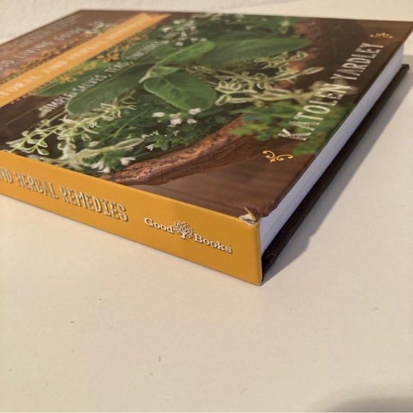 the good living guide to natural and herbal remedies by Katolen Yardley - Picture 4 of 12